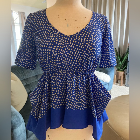 BCBGeneration Blue Cream and Yellow Patterned Blouse - Picture 1 of 5